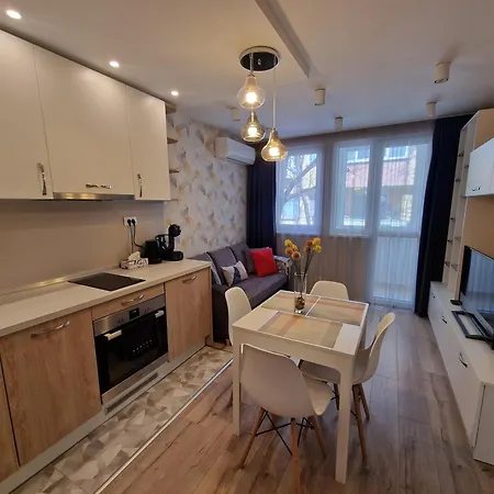 Brand New Luxury Flat In The Center * Варна