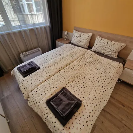 Brand New Luxury Flat In The Center 公寓 瓦爾納
